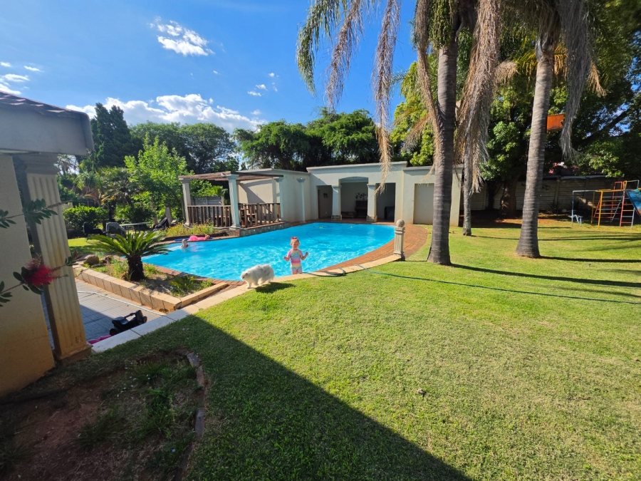 4 Bedroom Property for Sale in Wilkoppies North West